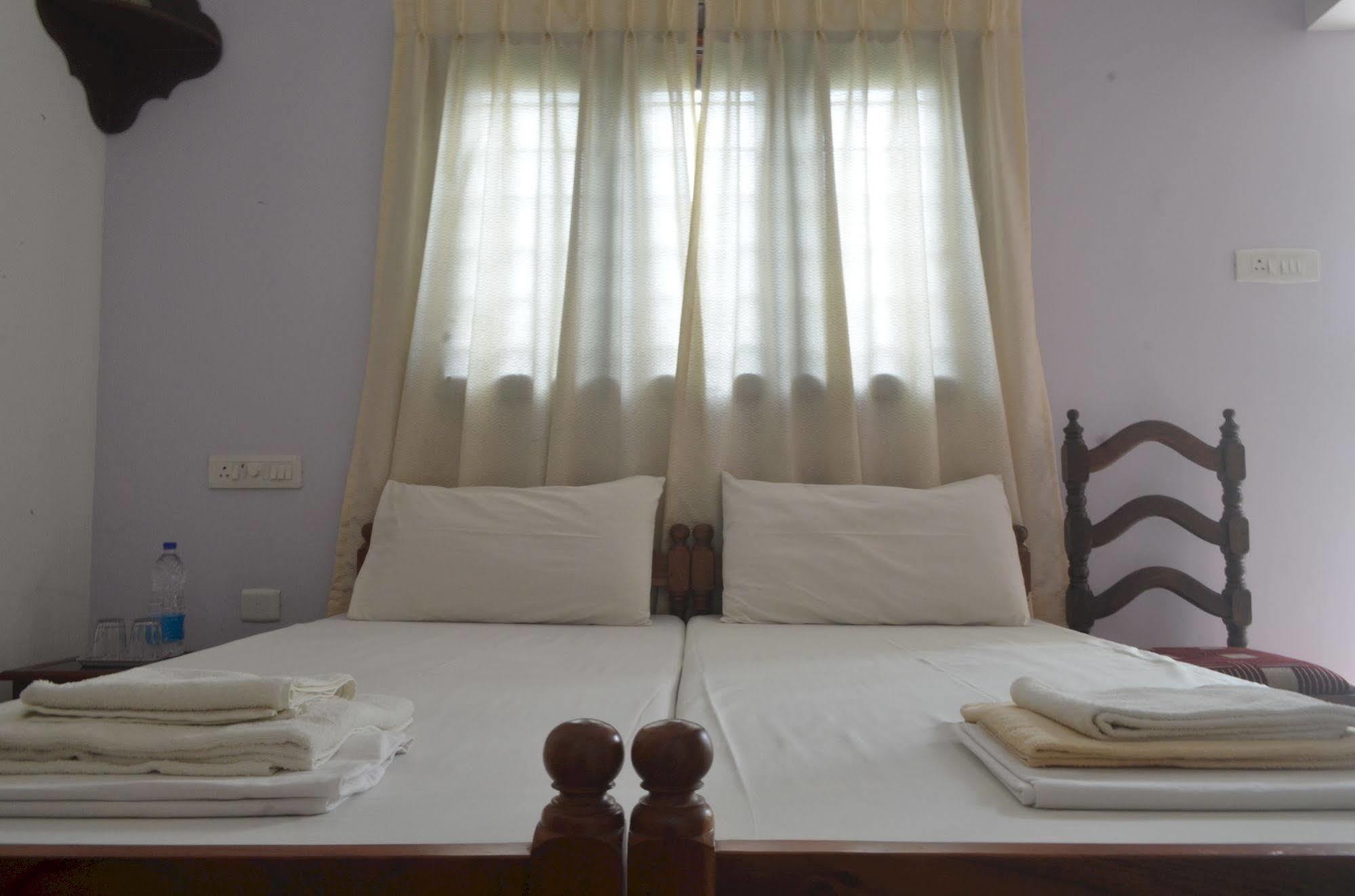 Aroma Home Stay Kochi Екстер'єр фото